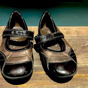 Geox little girls shoes